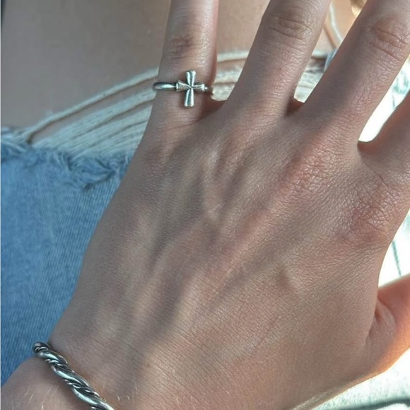 James Avery Silver Cross Band Ring - Picture 1 of 1